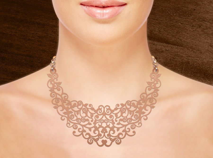 lady wearing papecut necklace